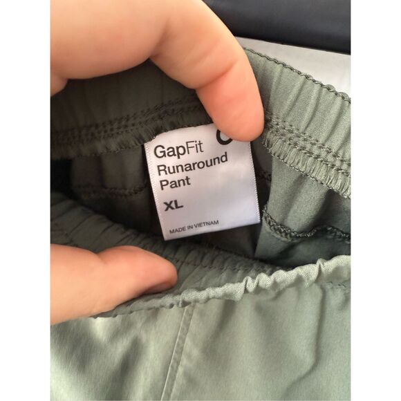 GAP Women's Olive Green Joggers - Picture 3 of 4